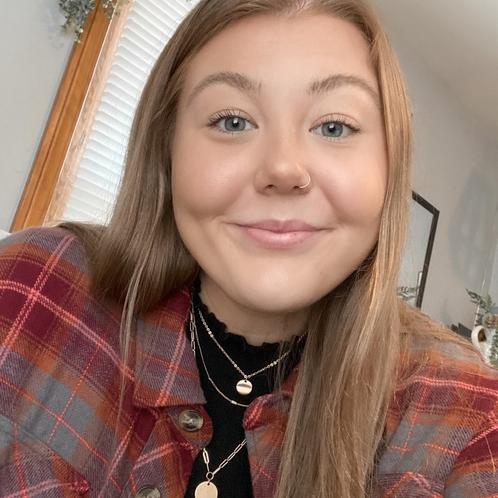 Meet your Posher, Ashlyn